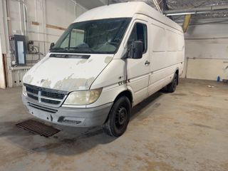 2004 Dodge Sprinter Van 2500 High Roof - Exterior Front Left Corner Image